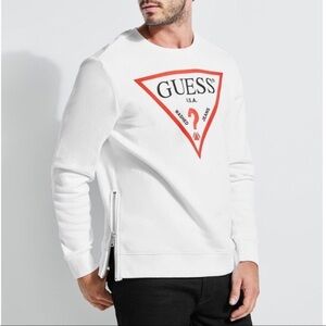 New GUESS Tri Logo Crew Neck Zipper Sweater